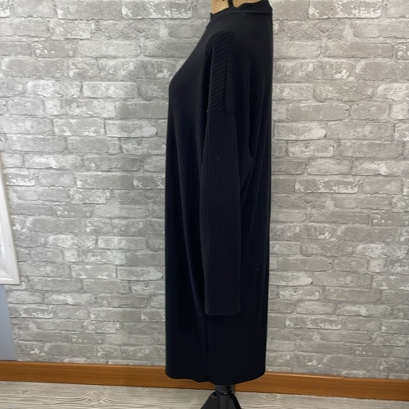Old NavyBlack Mockneck Ribbed MIDI Dress - Picture 3 of 7